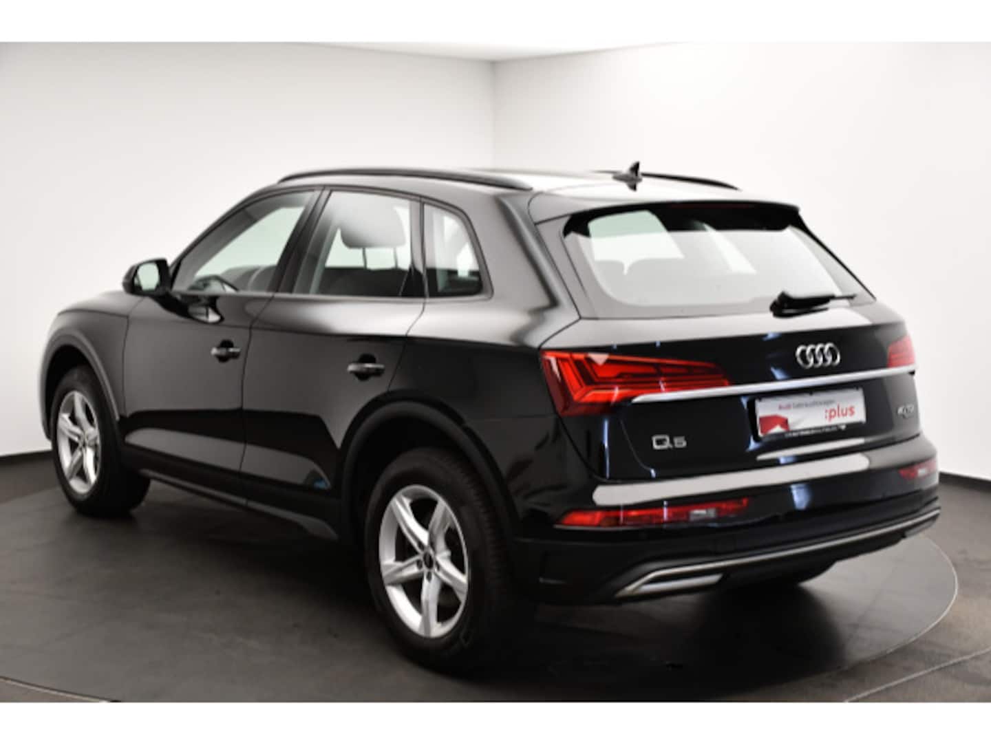 Bild über Audi Q5 40 TDI quattro 150 kW S tronic - für weitere Informationen kontaktieren Sie den Audi Partner