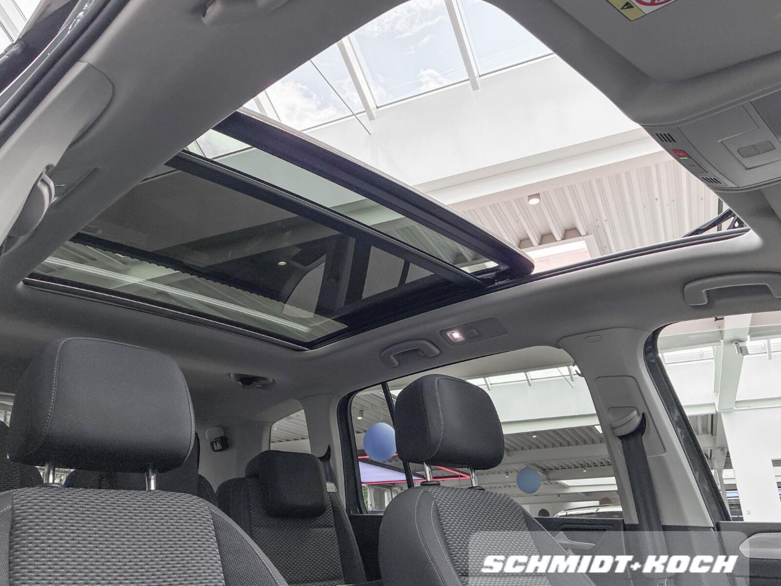 Volkswagen Touran – Bild 14