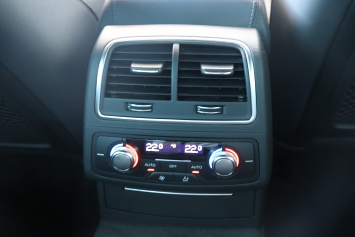 Audi A6 Sedan