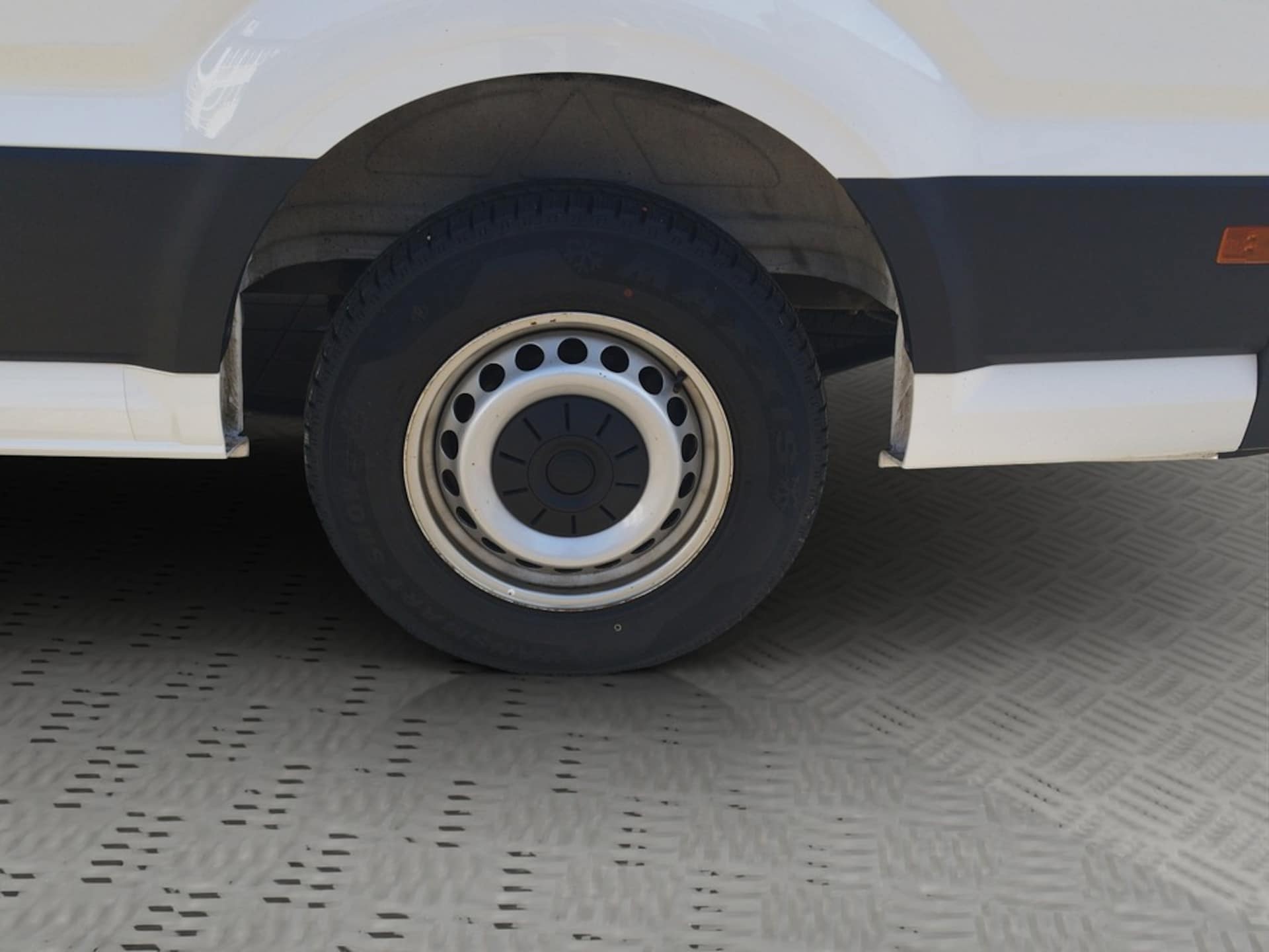 Volkswagen Crafter Kasten langer Radstand