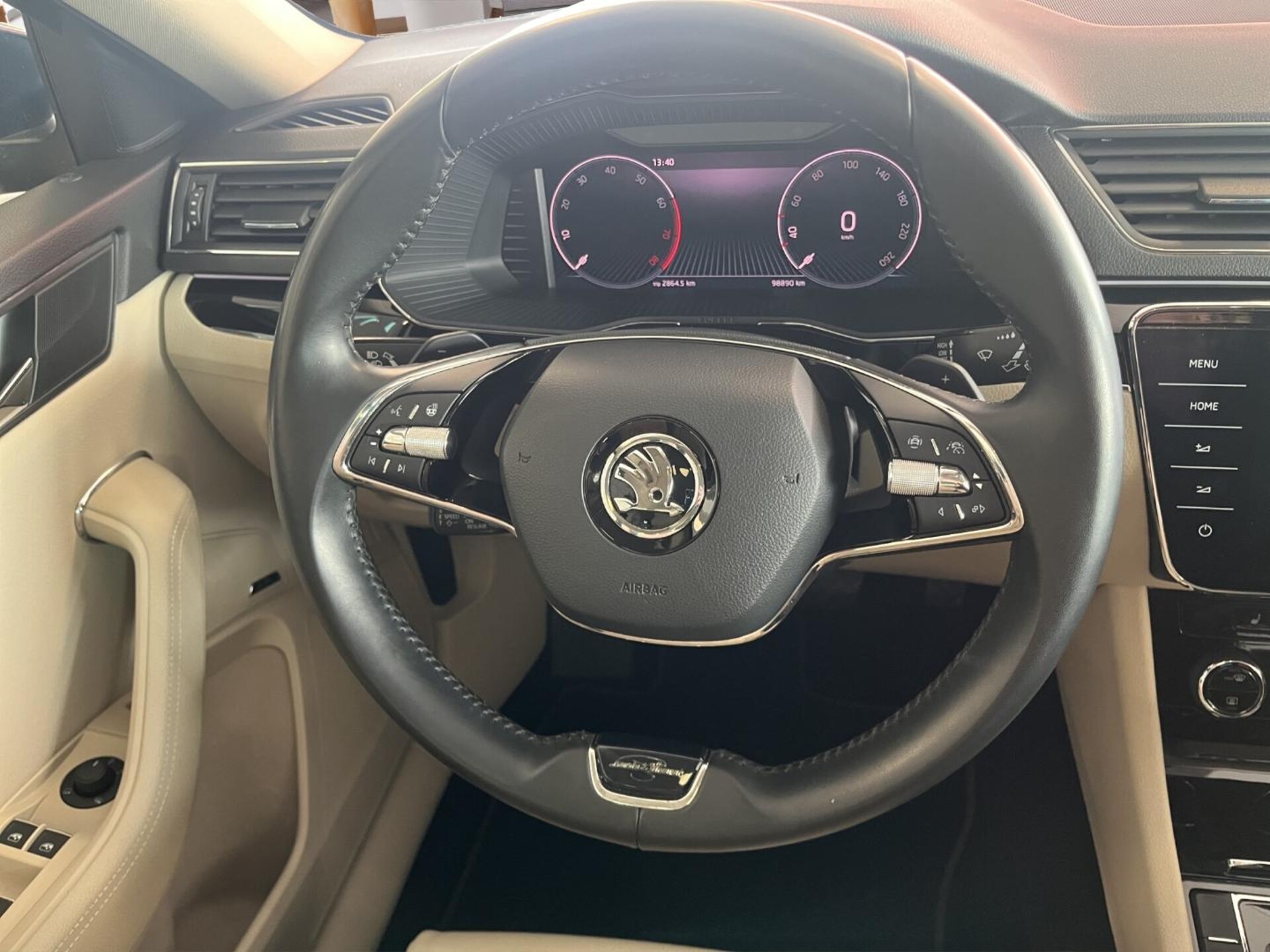 Skoda Superb Combi Laurin & Klement