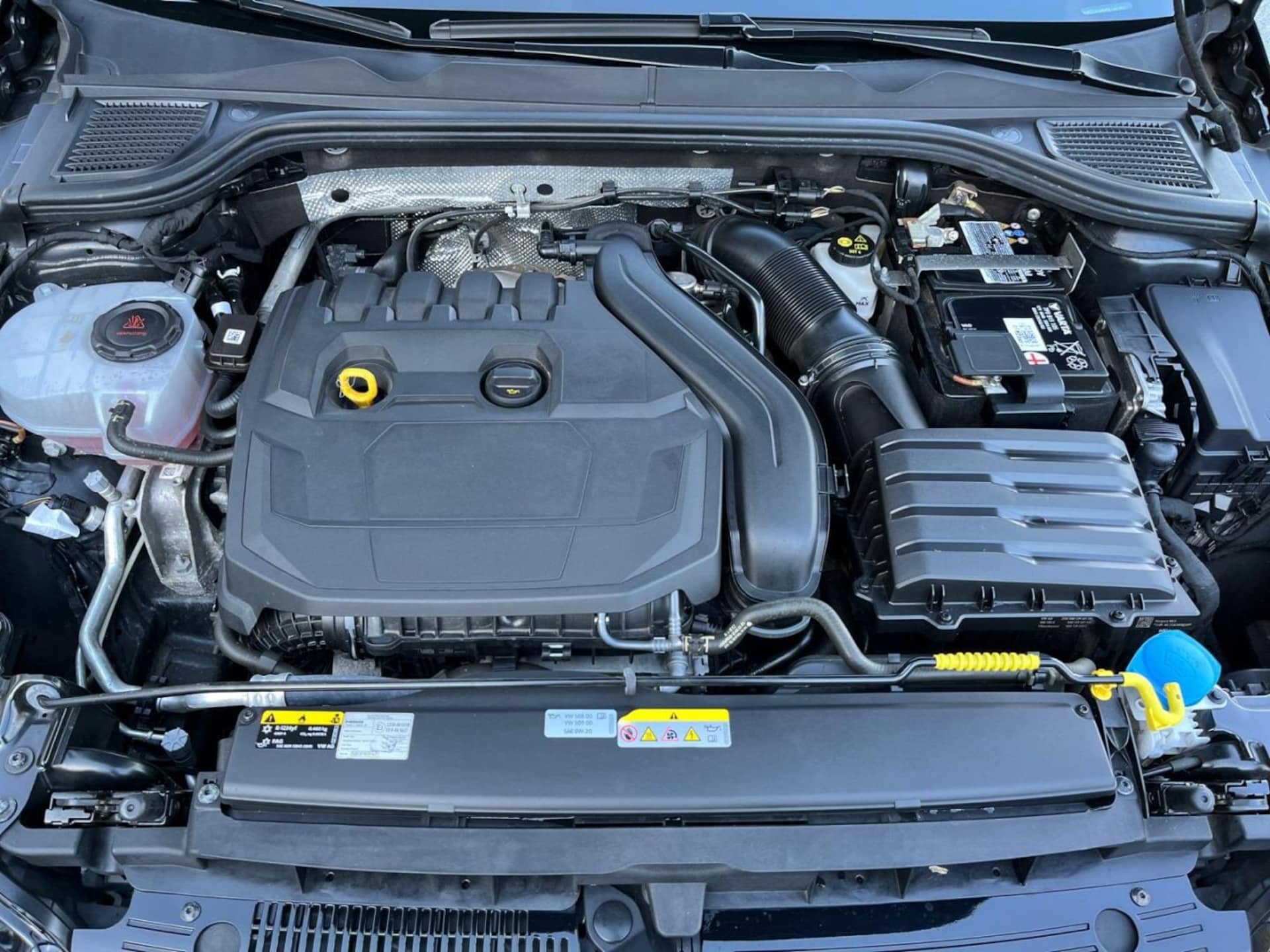 Volkswagen Golf Active
