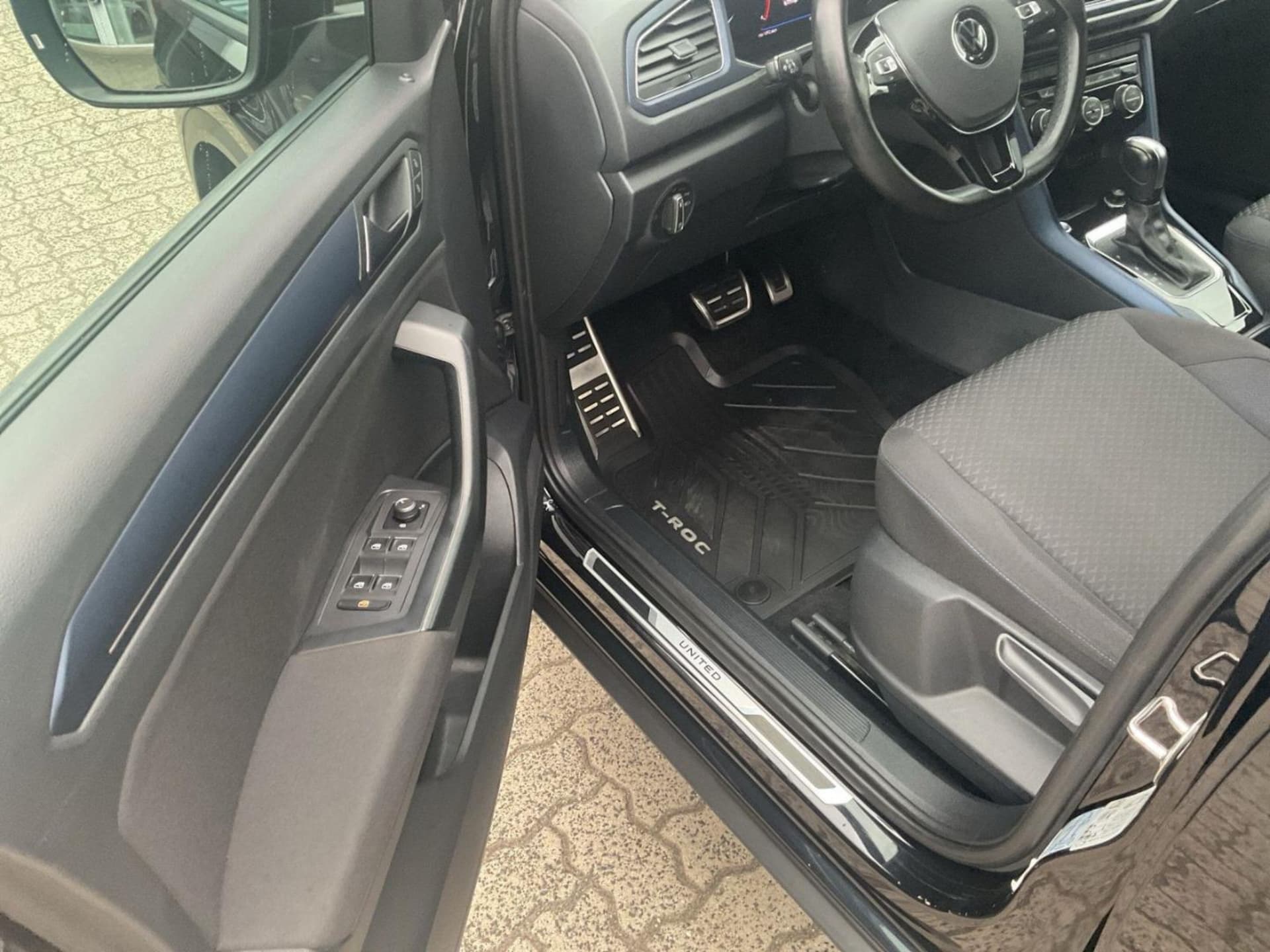 Volkswagen T-Roc United