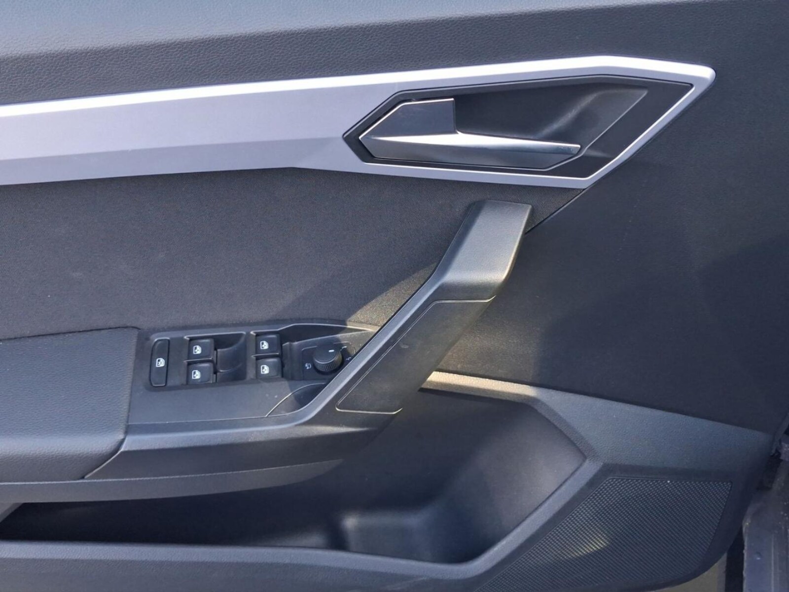 SEAT Arona – Bild 13