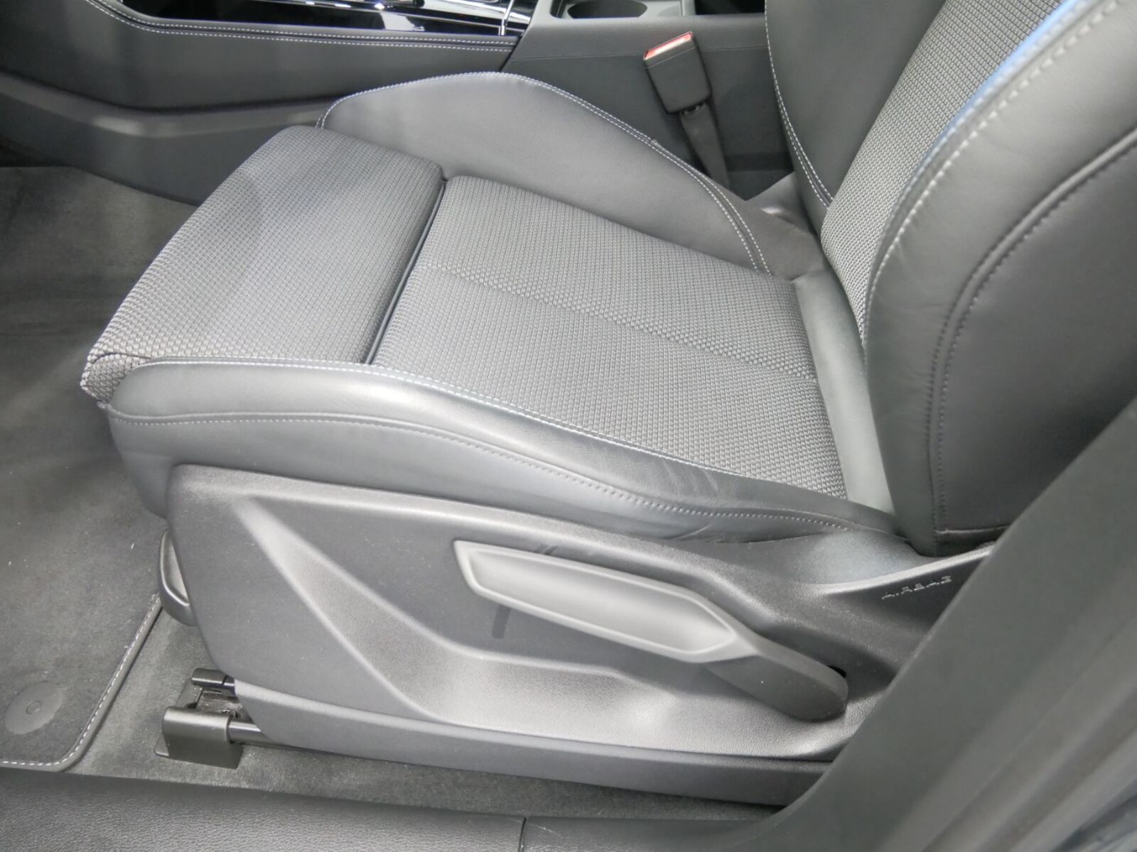Audi Q5 Sportback – Bild 17