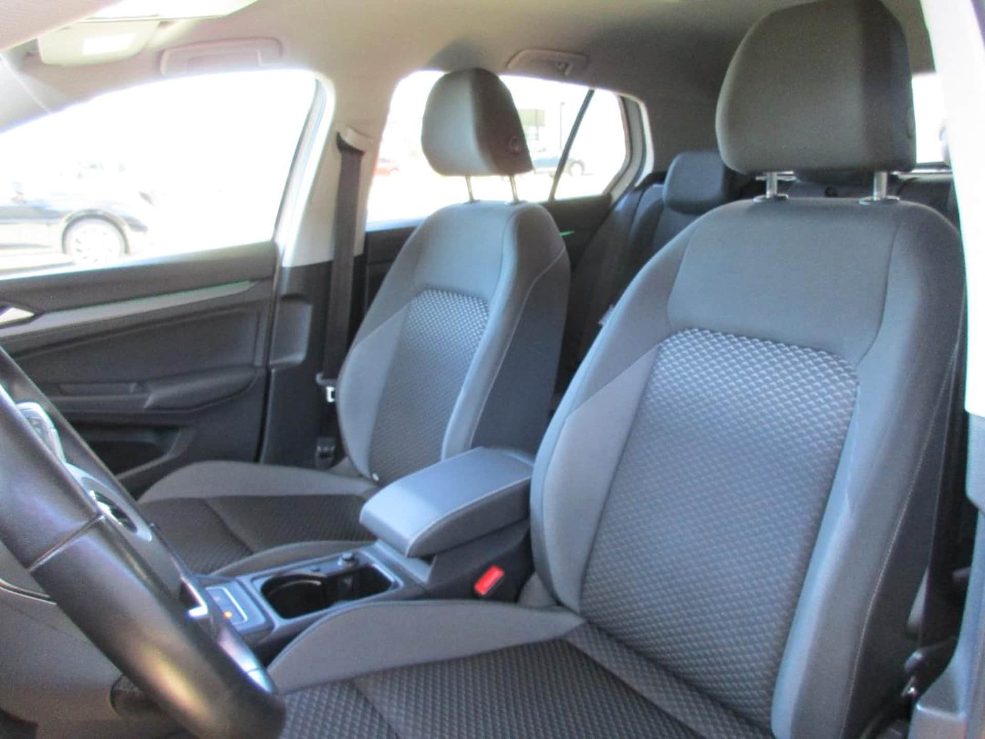 Volkswagen Golf Active