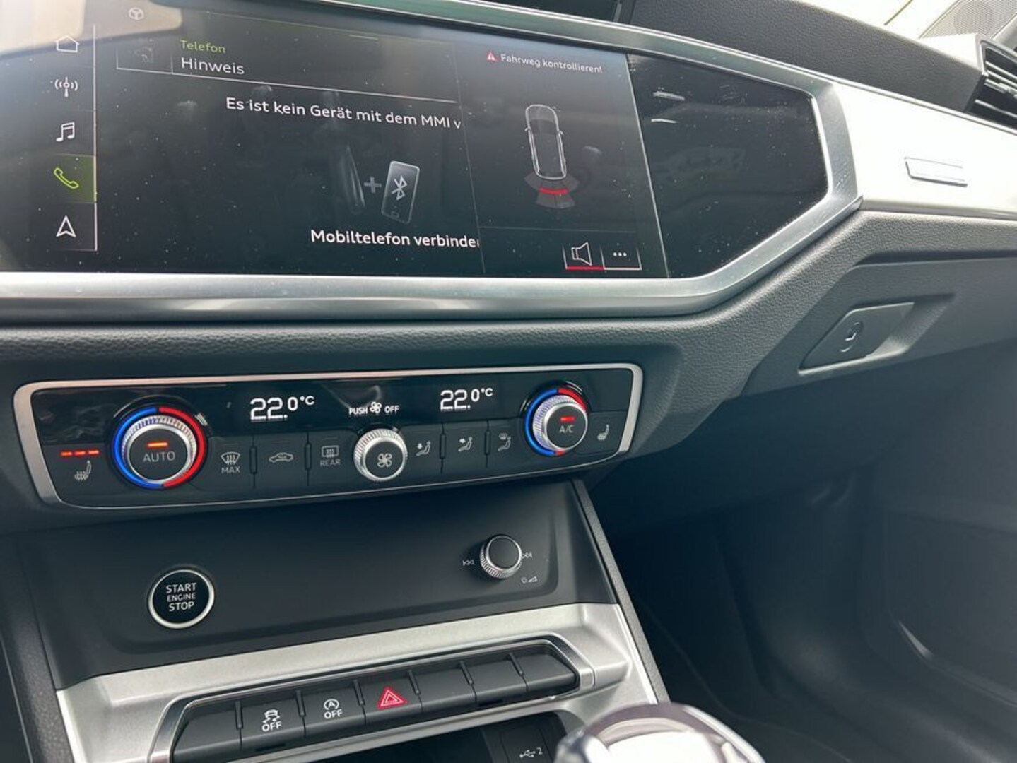 Bild über Audi Q3 S line 35 TFSI S tronic - für weitere Informationen kontaktieren Sie den Audi Partner