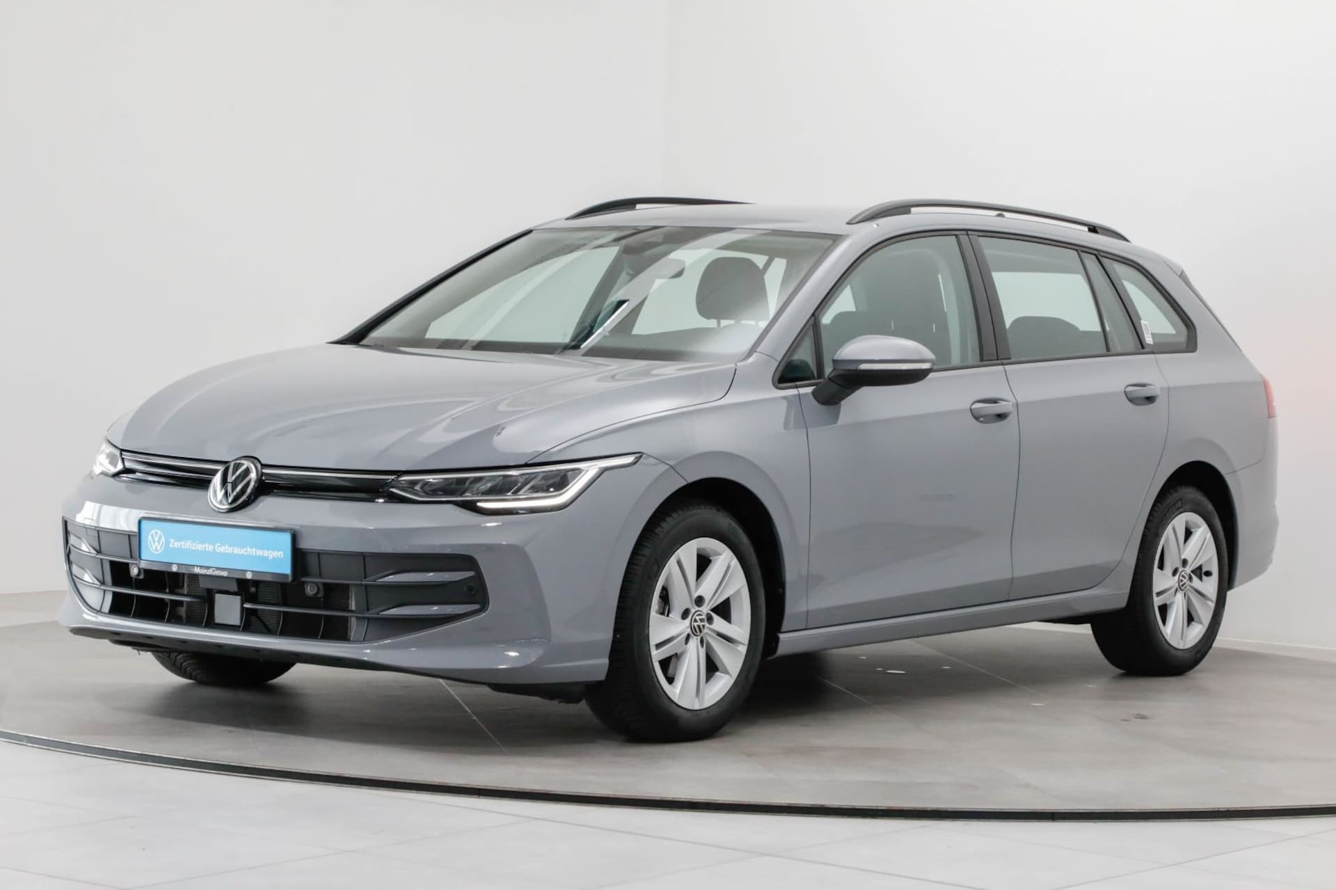 Volkswagen Golf Variant Life