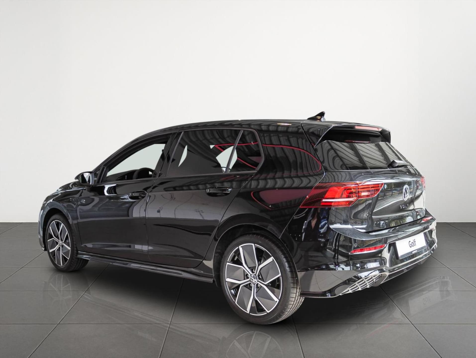 Volkswagen Golf R-Line
