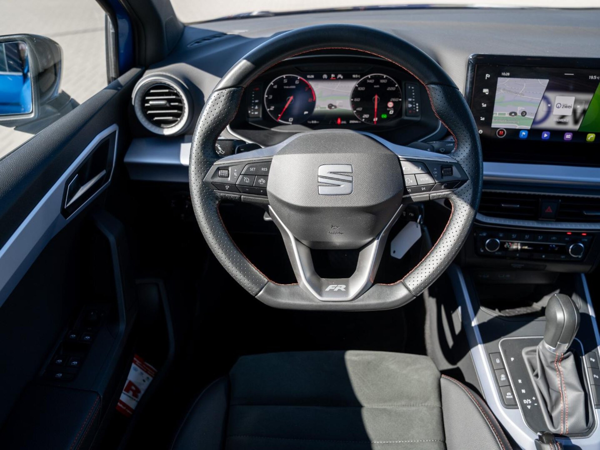 SEAT Arona FR