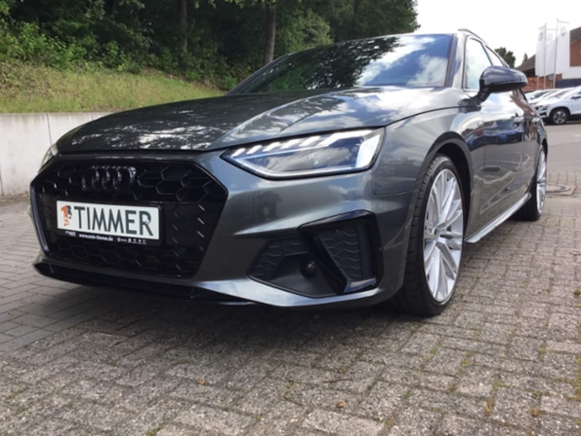 Audi A4 Avant S line