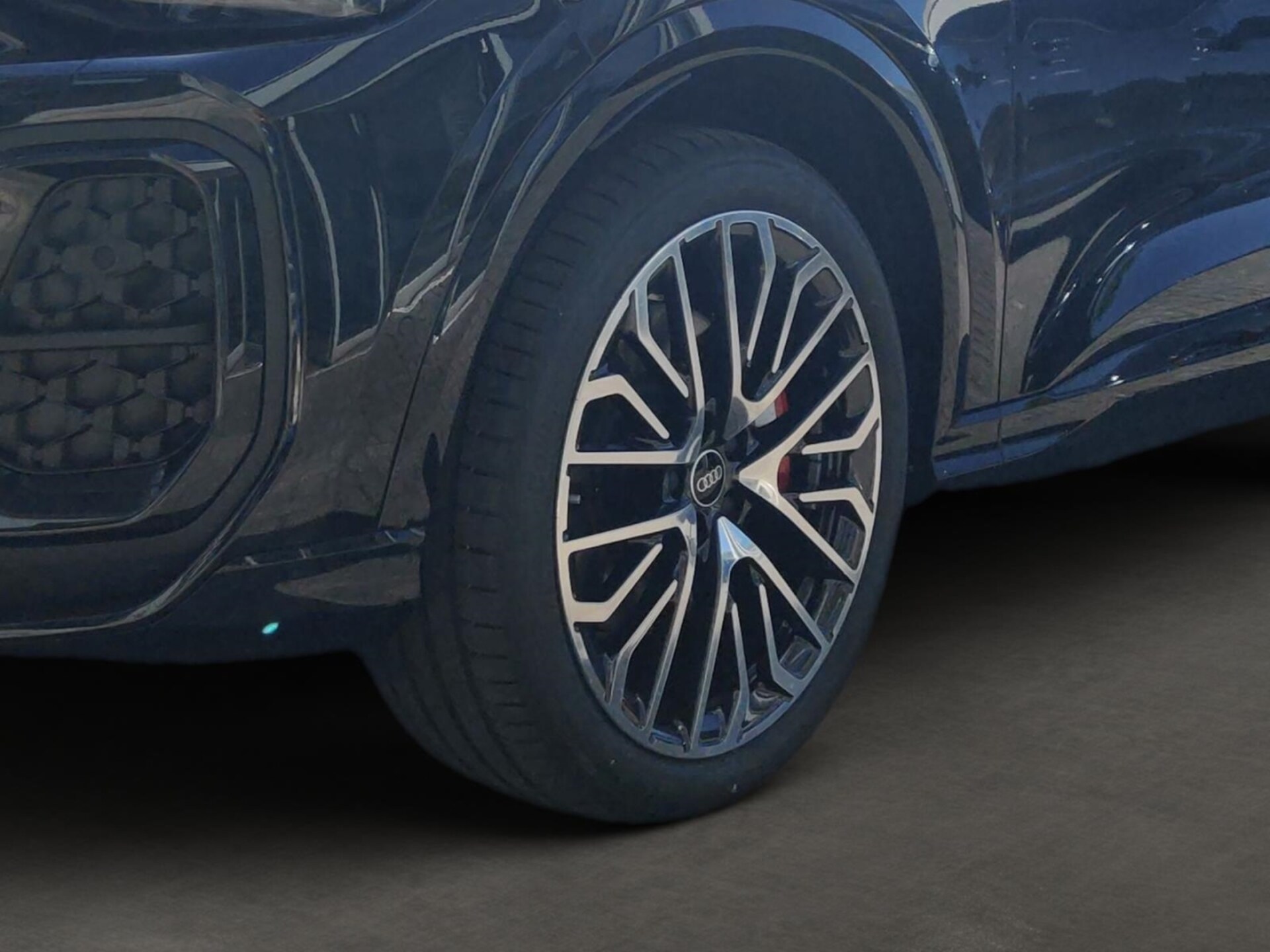 Audi SQ5 Sportback edition one