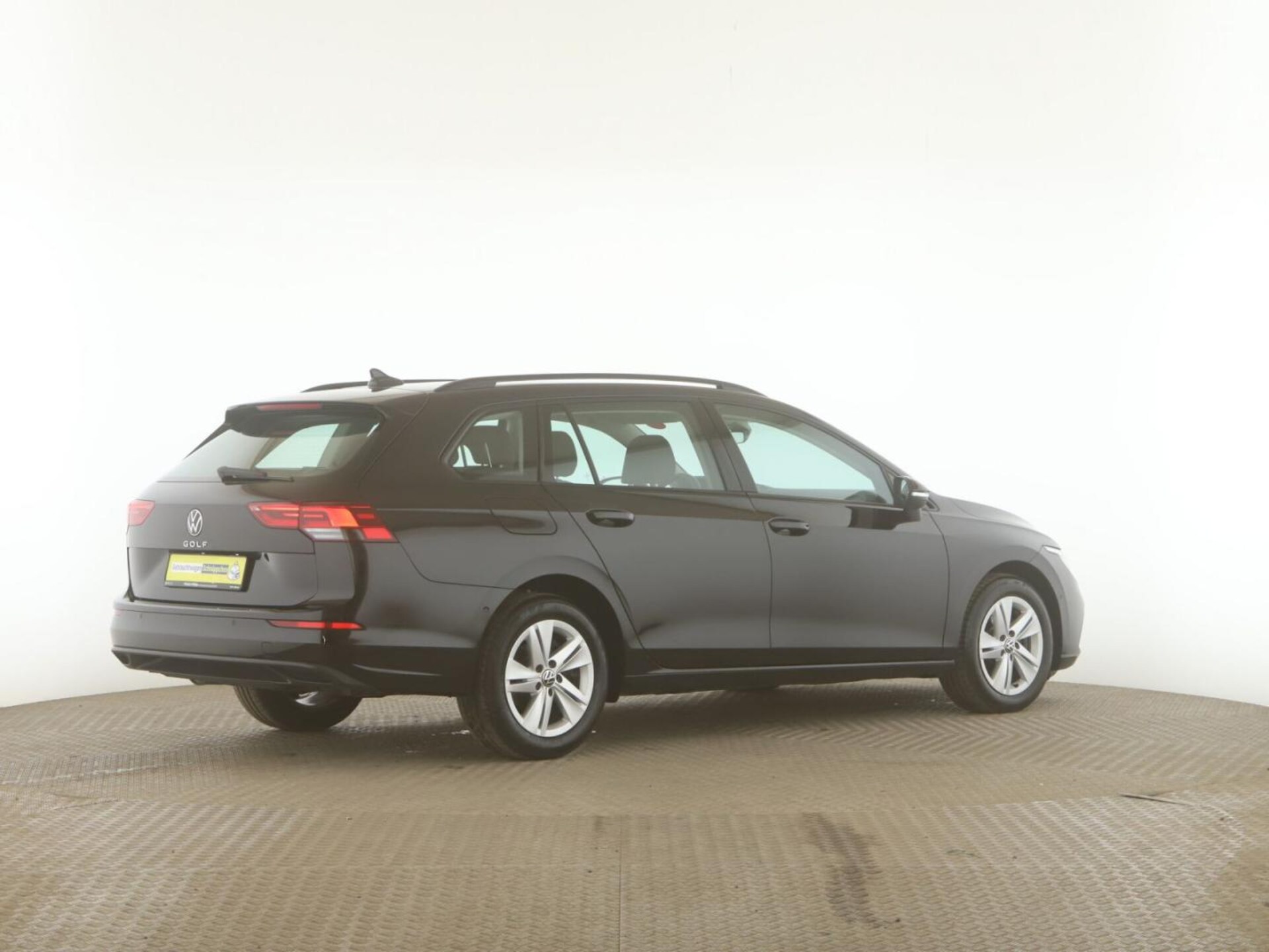Volkswagen Golf Variant Life