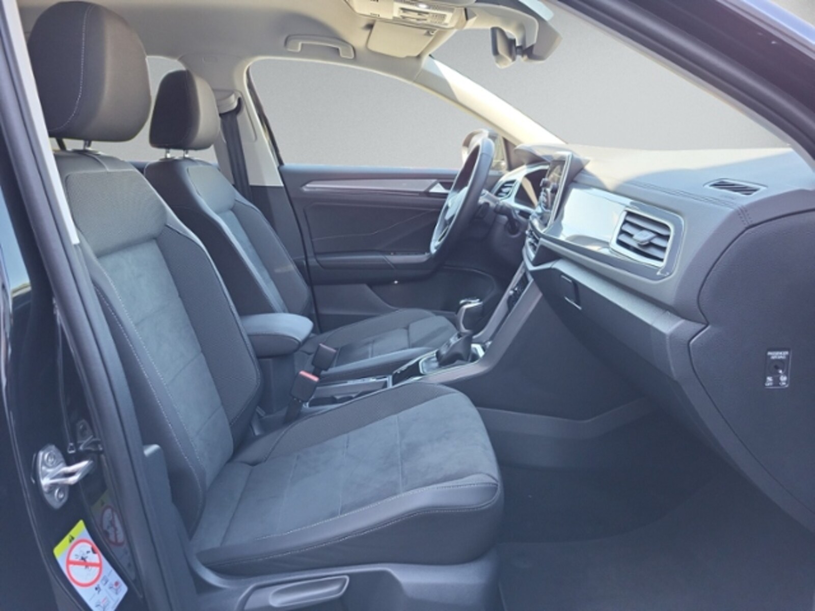 Volkswagen T-Roc – Bild 11