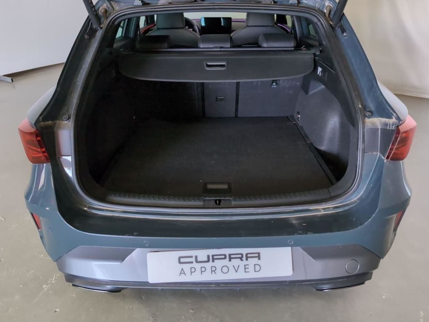 CUPRA Leon Sportstourer 1.5 eTSI DSG 110 kW (150 CV) — photo 7