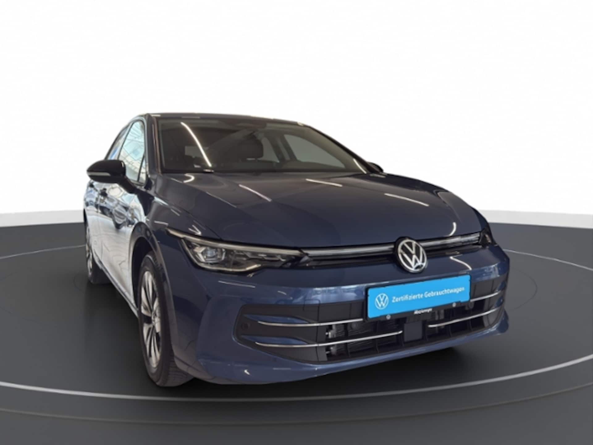 Volkswagen Golf Life