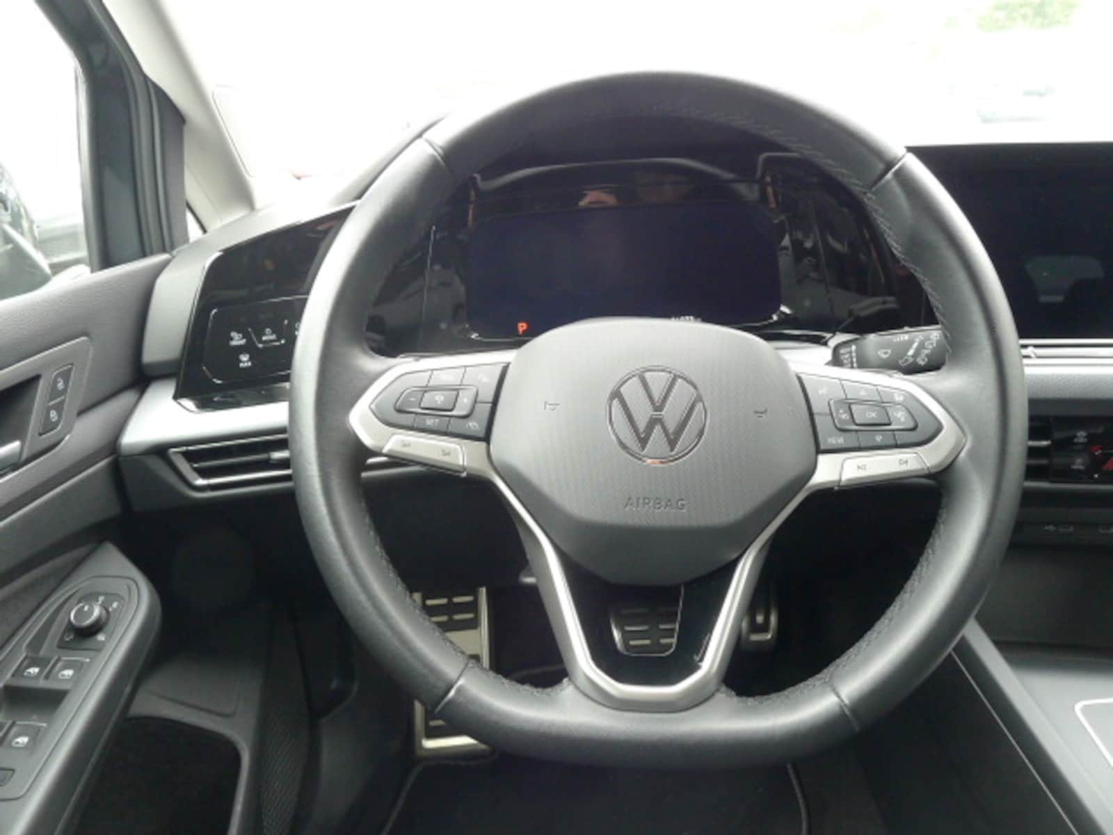 Volkswagen Golf Variant – Bild 13