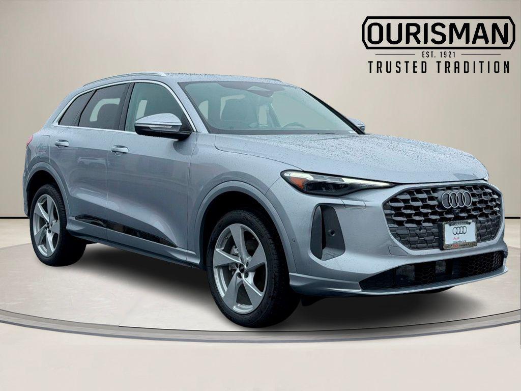 2025 Audi Q5 40 Premium Plus's photo