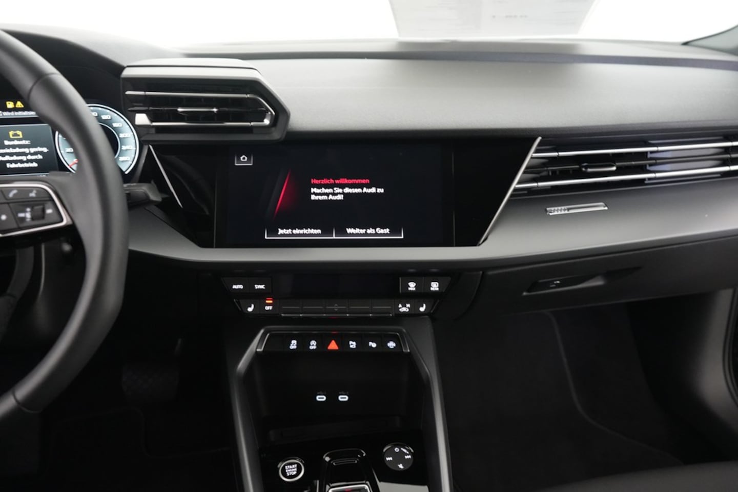Bild über Audi A3 Limousine advanced 35 TFSI S tronic - für weitere Informationen kontaktieren Sie den Audi Partner