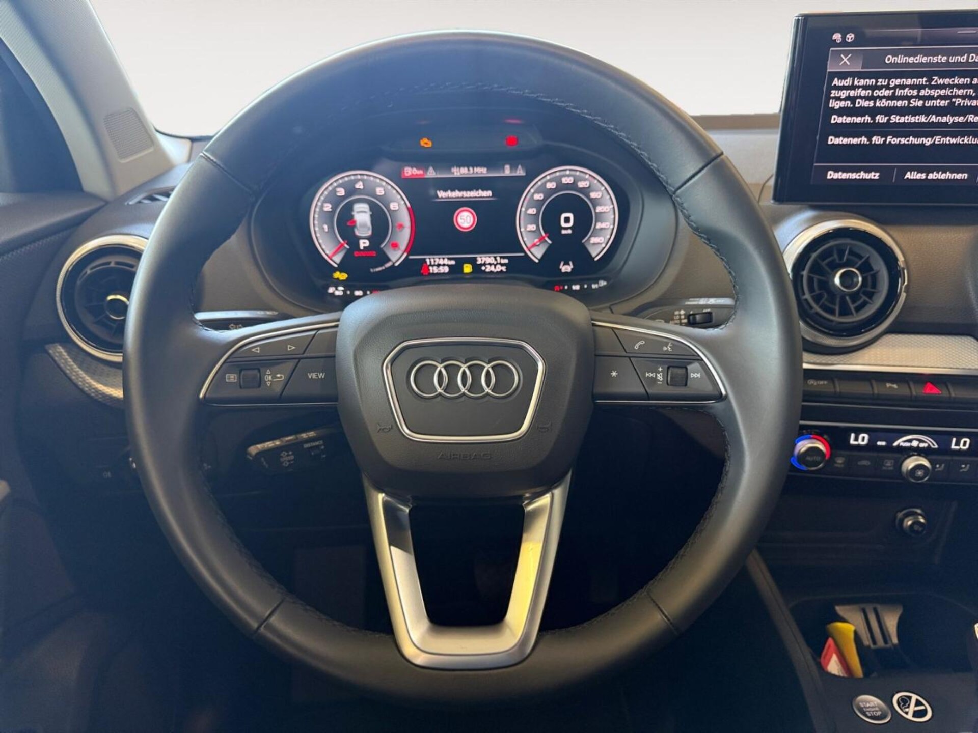 Audi Q2 S line