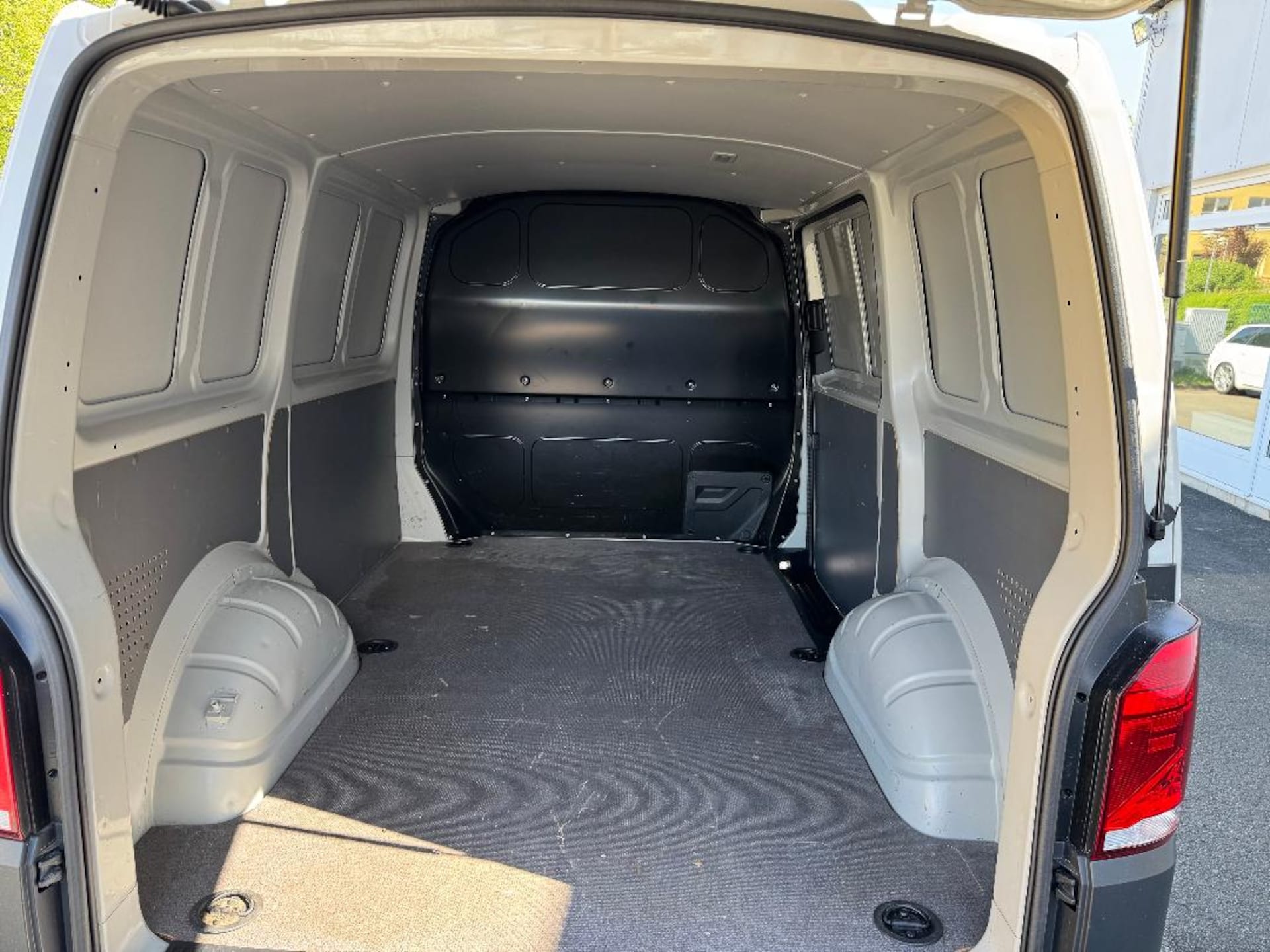 Volkswagen T6.1 Transporter Kasten kurzer Radstand