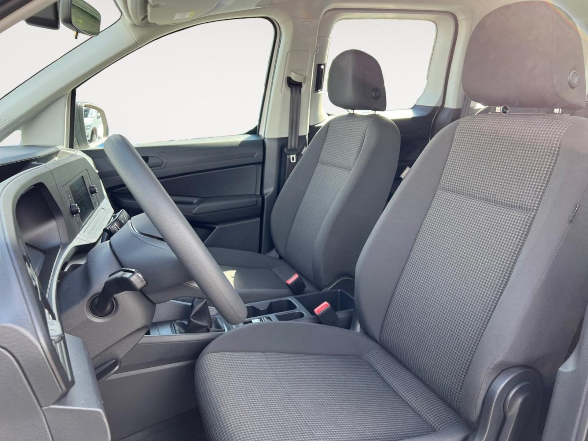 Volkswagen Caddy Kombi Basis-Modell