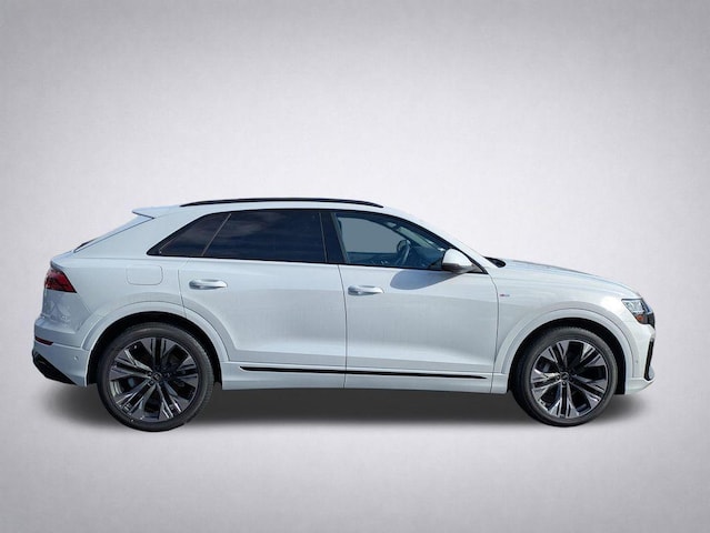 2026 Audi Q8