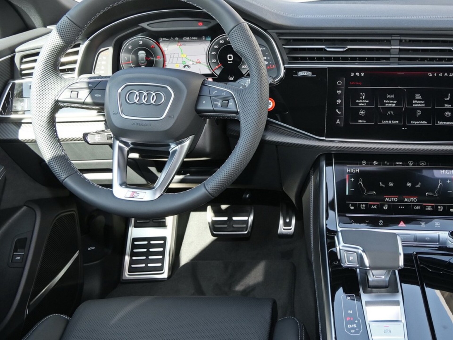 Audi Q8 SUV