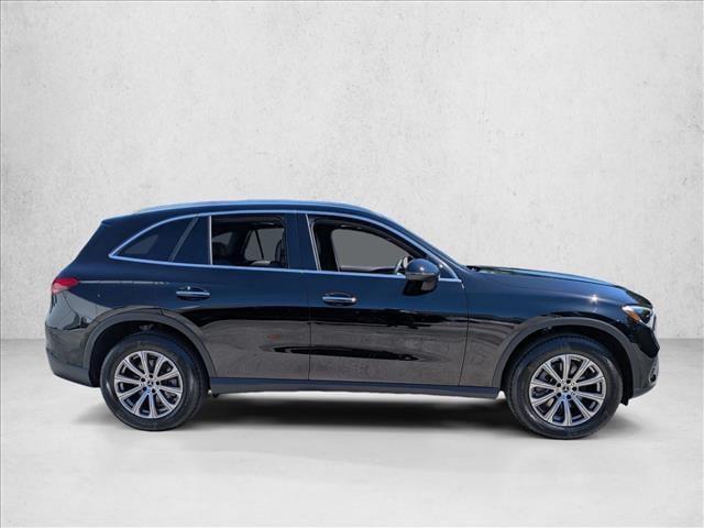 2026 Mercedes-Benz GLC 300