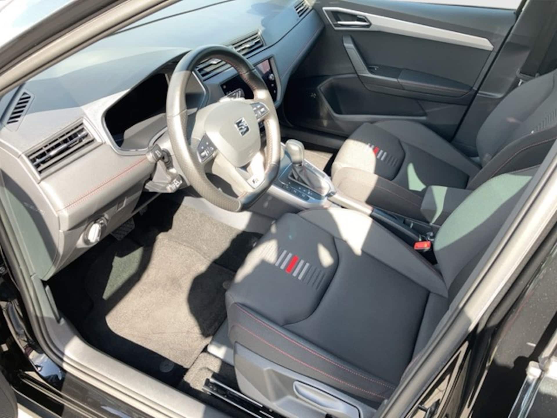 SEAT Arona FR
