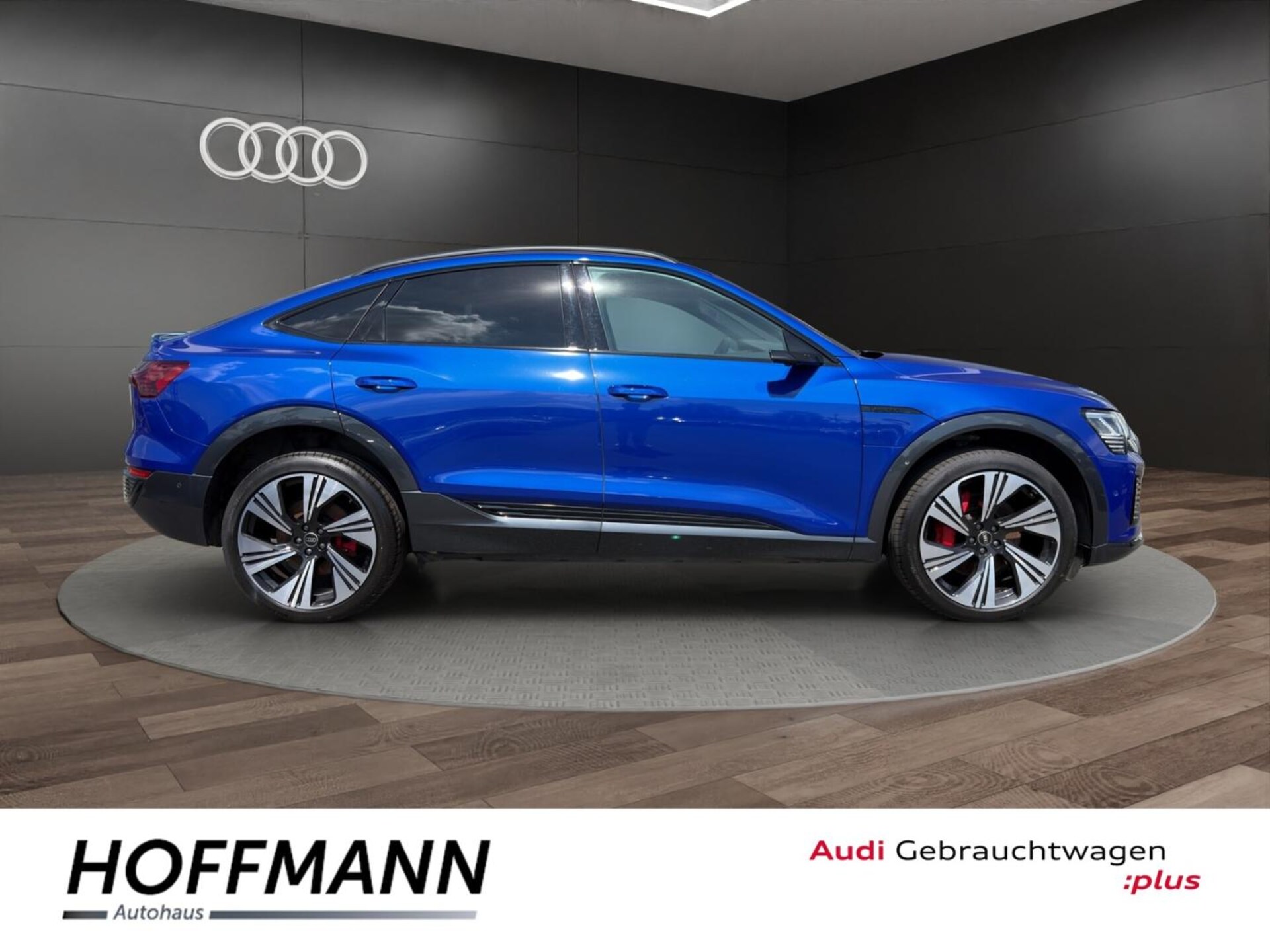 Audi Q8 Sportback e-tron S line