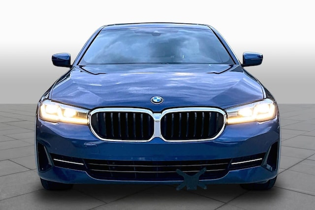 2023 BMW 530