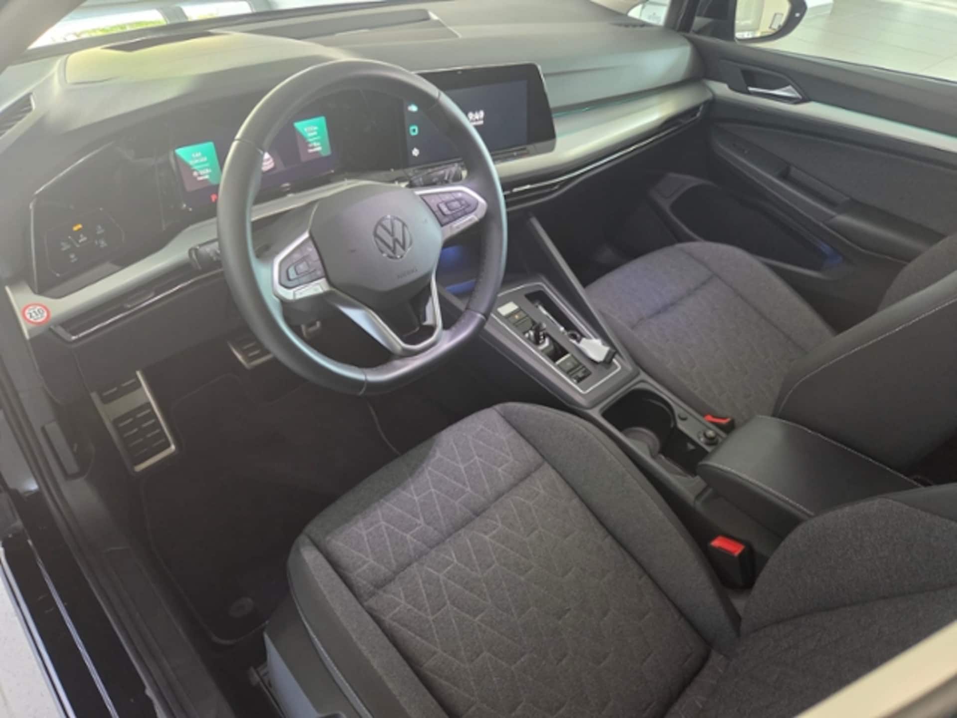 Volkswagen Golf MOVE