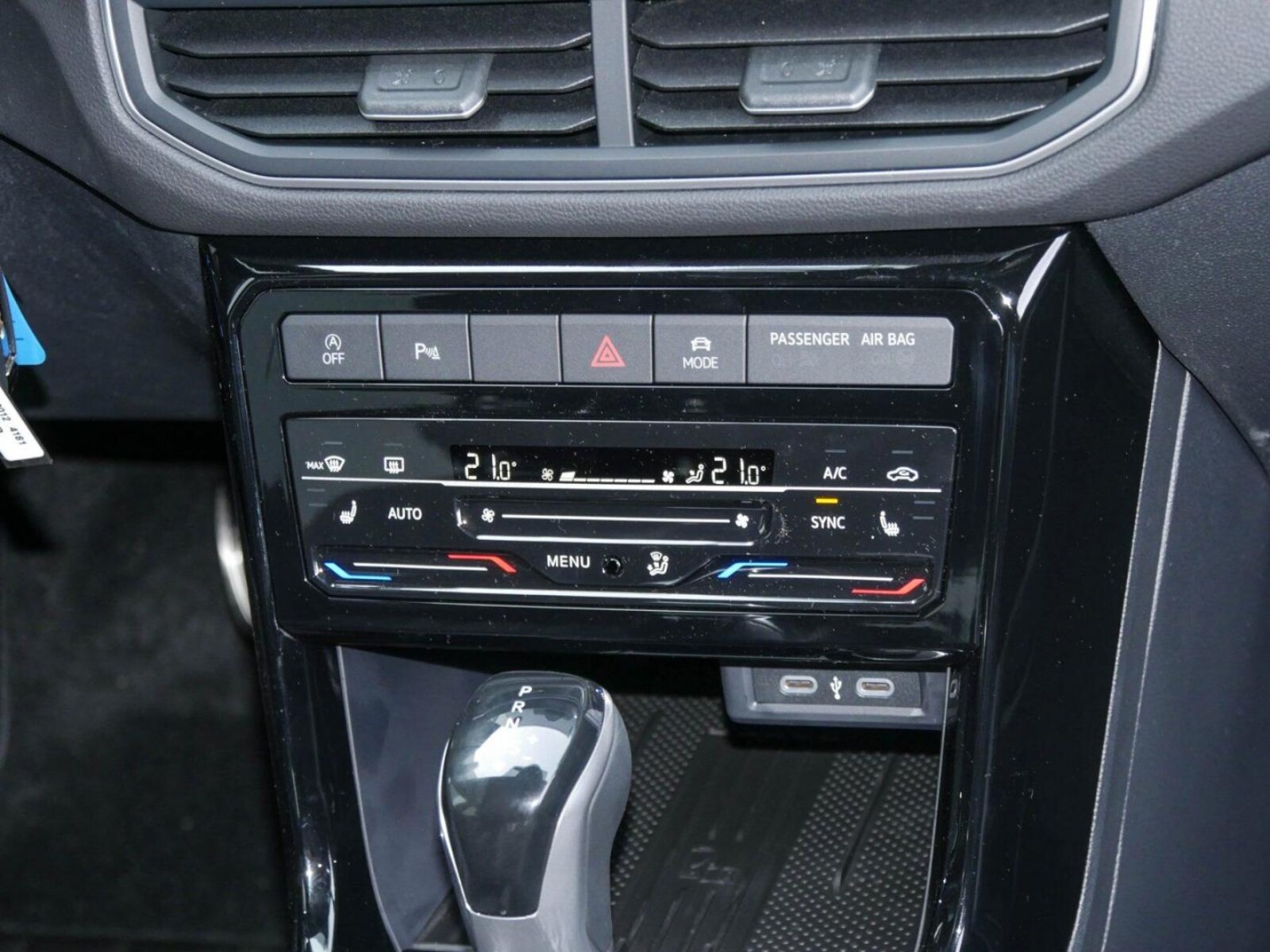 Volkswagen T-Cross – Bild 8