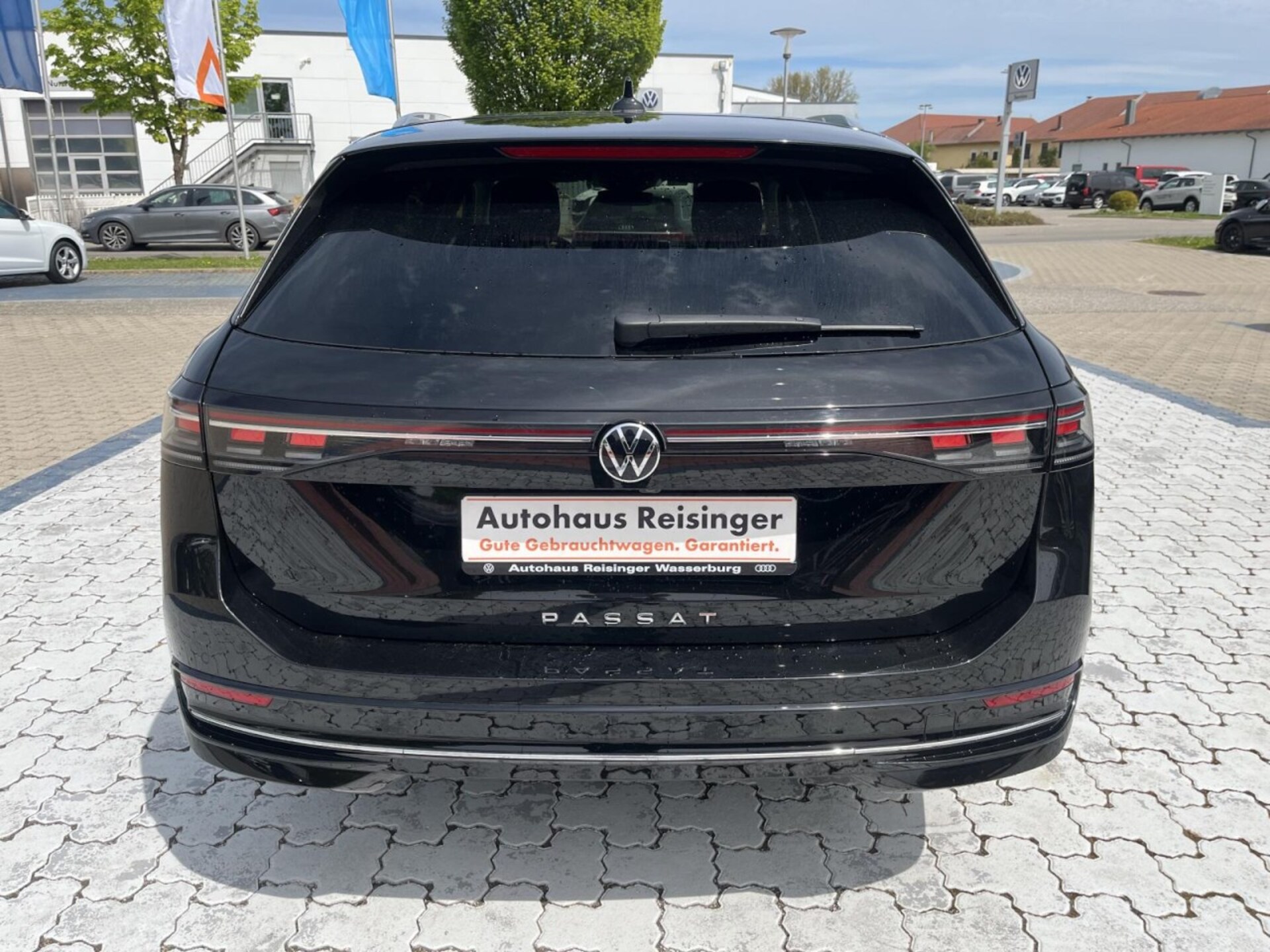 Volkswagen Passat Elegance