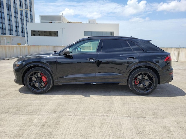 2026 Audi RS Q8 SUV performance