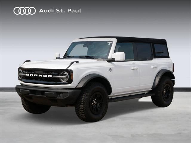 2023 Ford Bronco 4-Door Outer Banks's photo