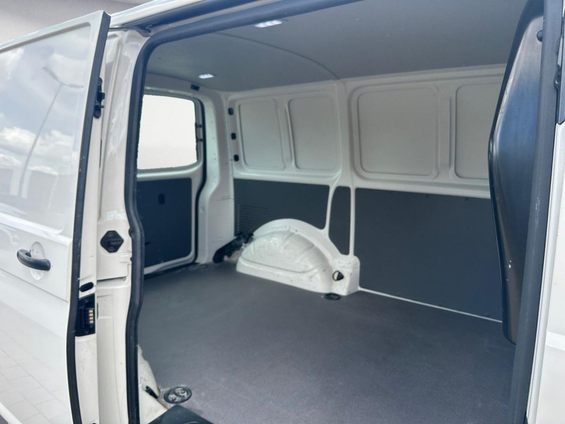 Volkswagen T6.1 Transporter Kasten kurzer Radstand EcoProfi