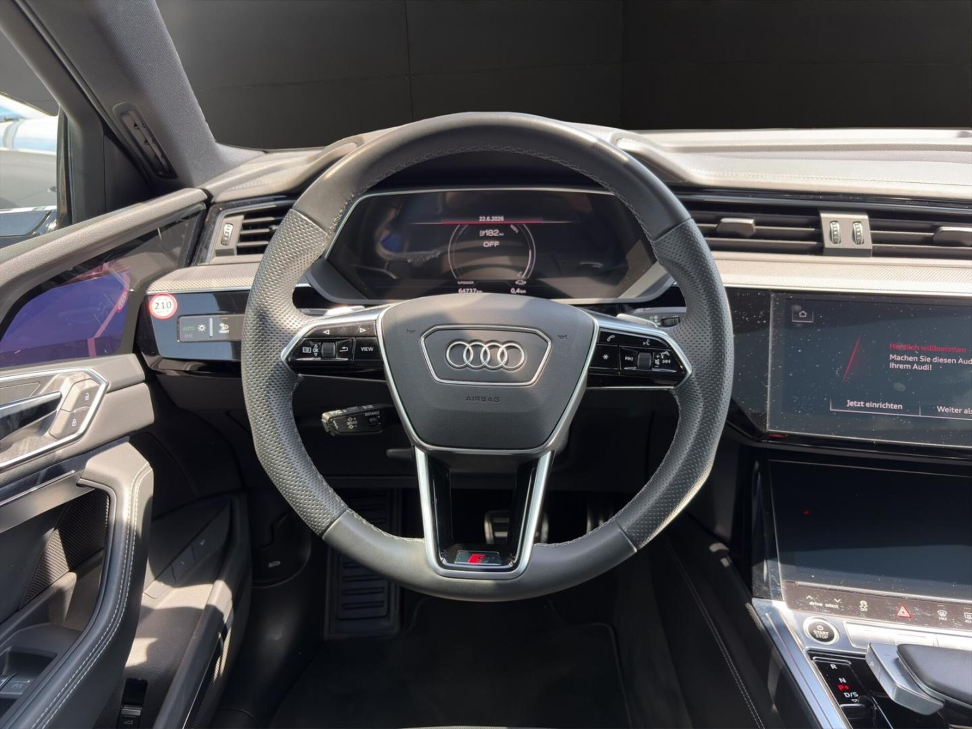 Audi Q8 Sportback e-tron S line