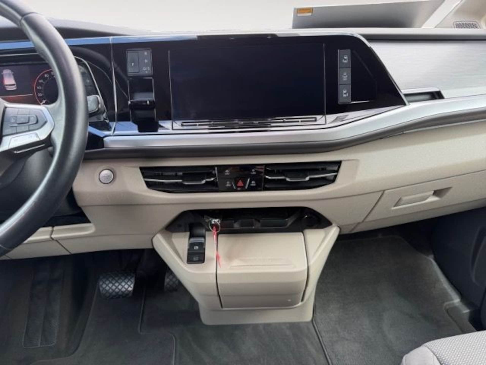 Volkswagen Multivan Life