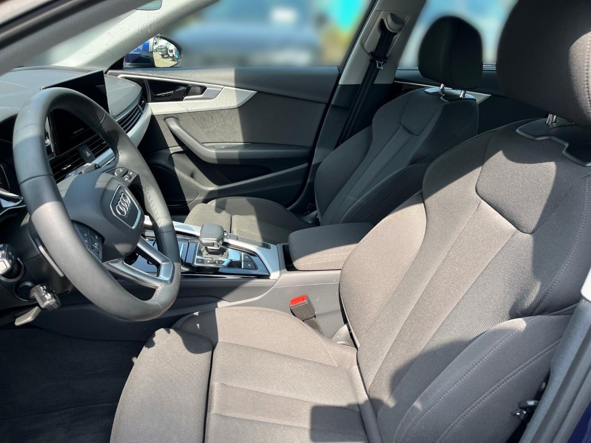 Audi A4 Avant S line