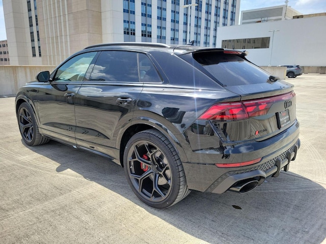 2026 Audi RS Q8 SUV performance