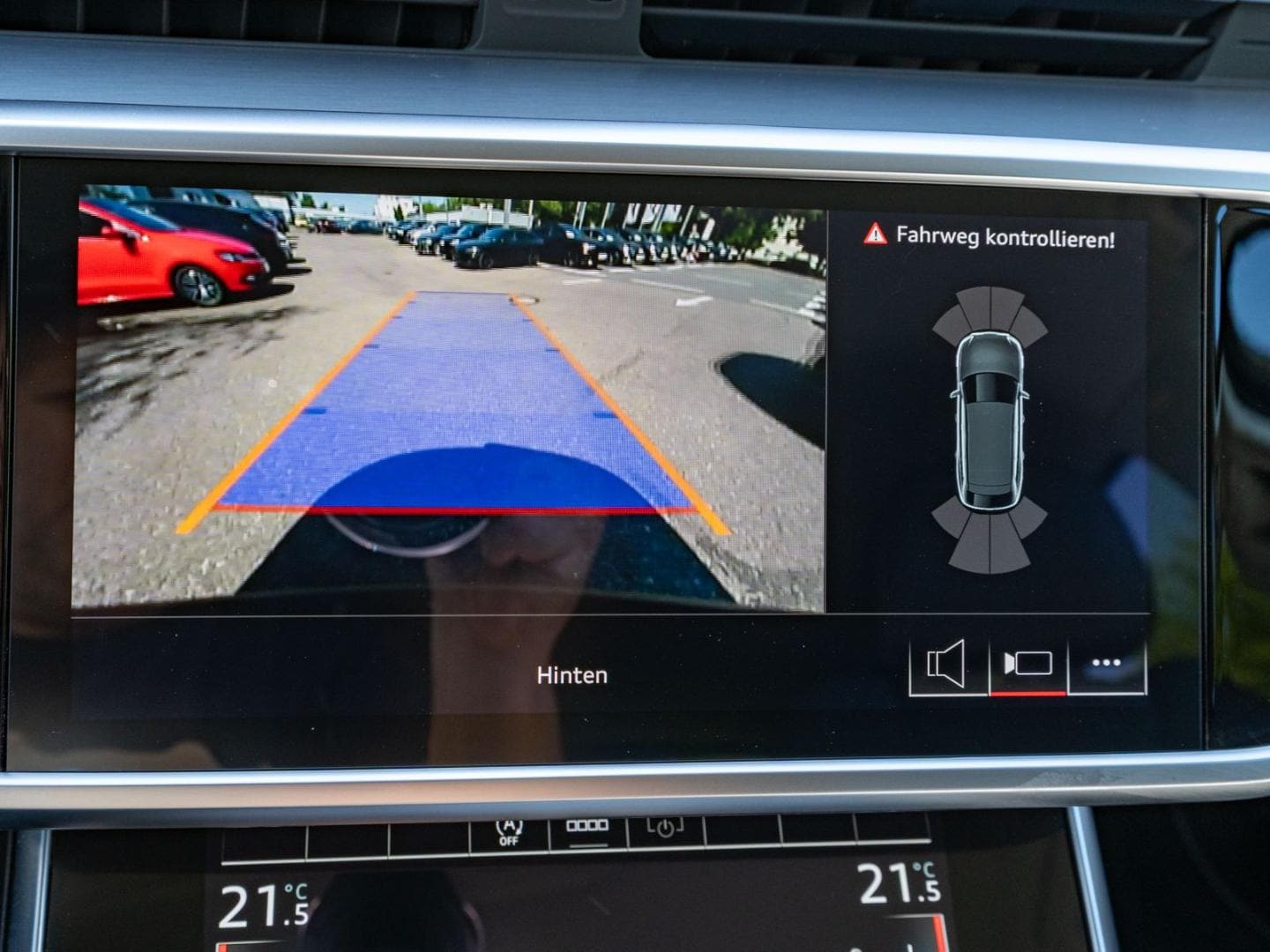Bild über Audi S6 Avant S6 Avant TDI 253(344) kW(PS) tiptronic - für weitere Informationen kontaktieren Sie den Audi Partner