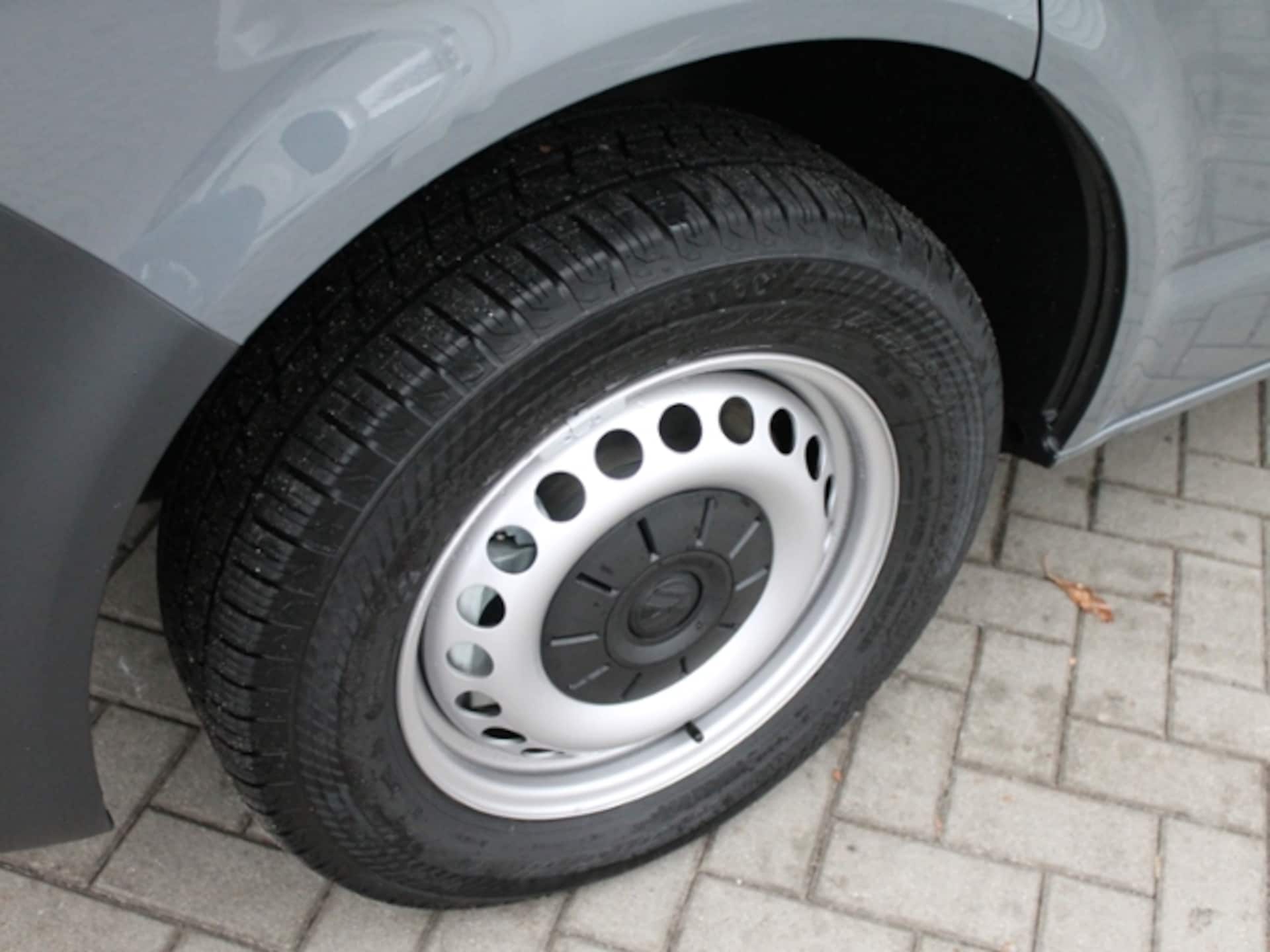 Volkswagen T6.1 Transporter Kasten langer Radstand