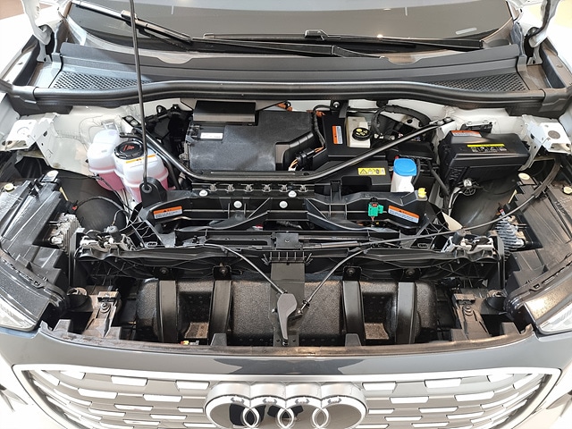 Audi Q4 e-tron 40 Premium 150, 00 kW 7