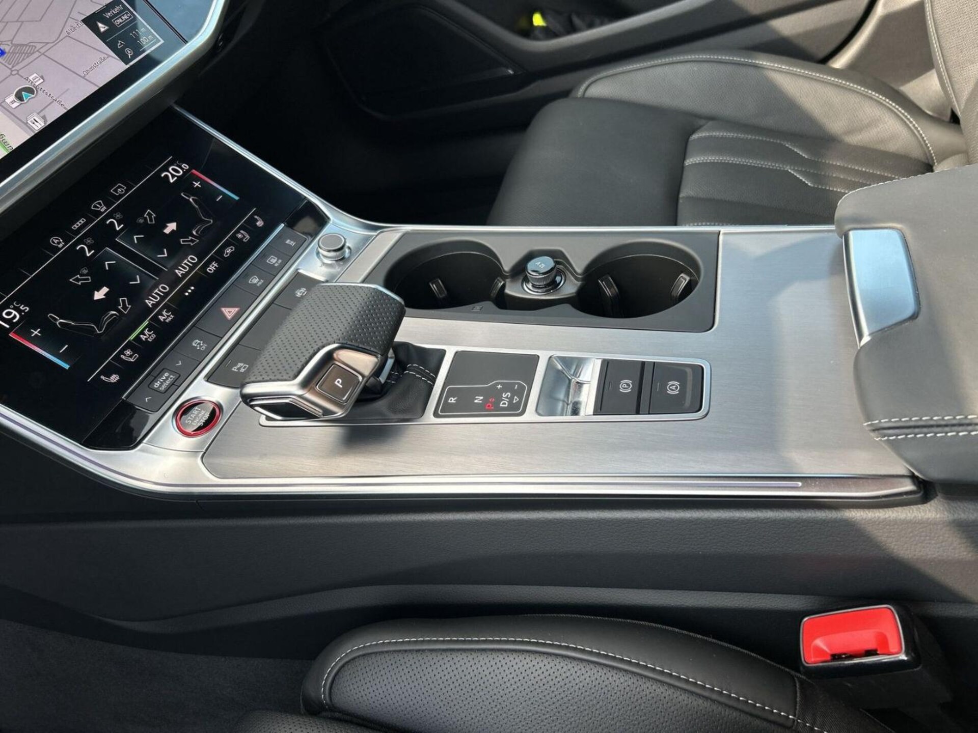Audi S6 Avant