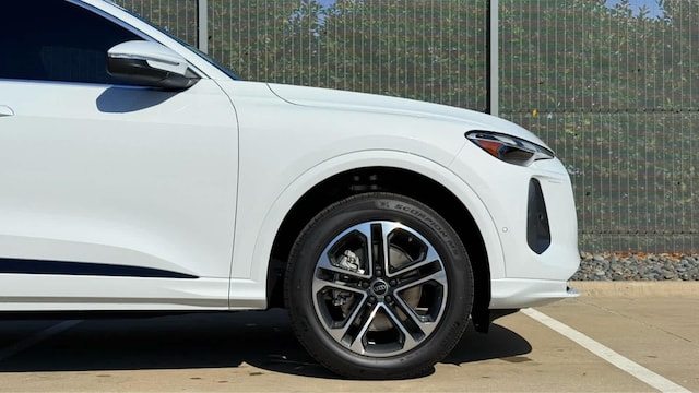 2026 Audi Q5 Premium - Photo 6