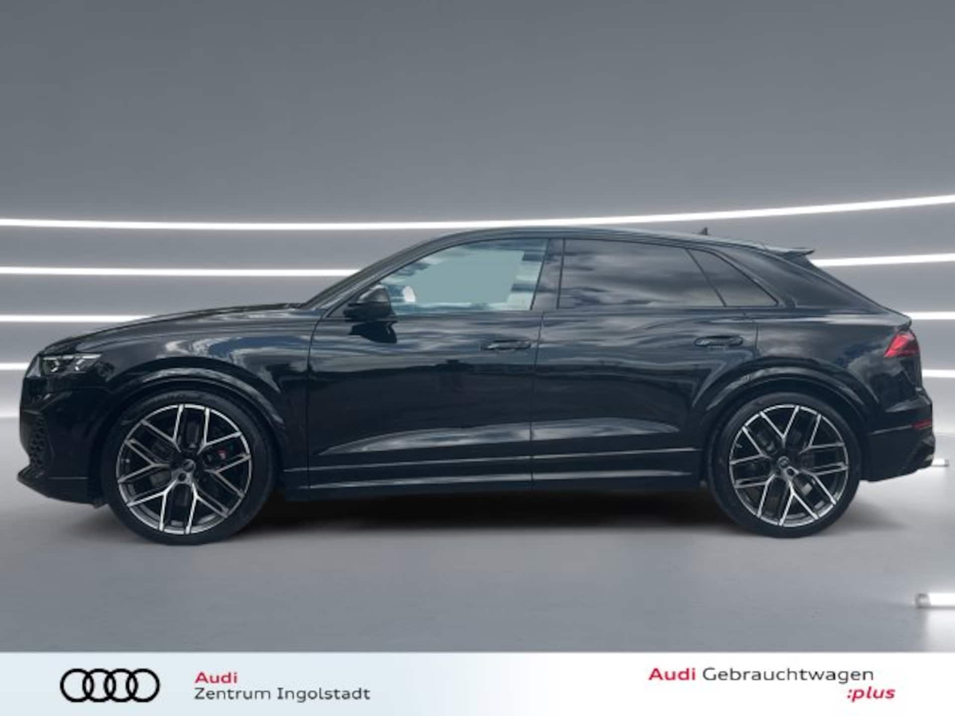 Audi RS Q8 SUV