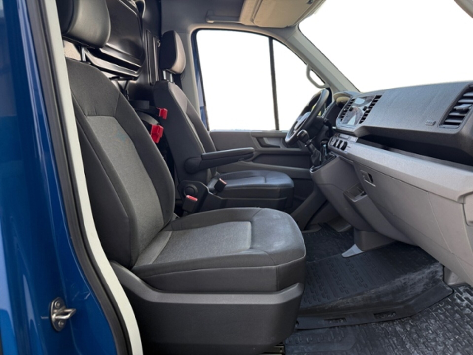 Volkswagen Crafter Kasten mittlerer Radstand