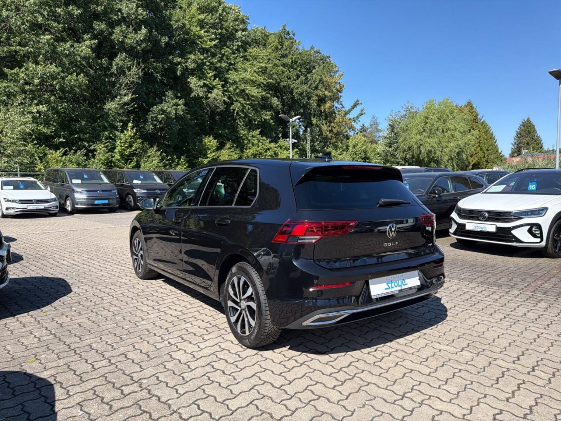 Volkswagen Golf Life